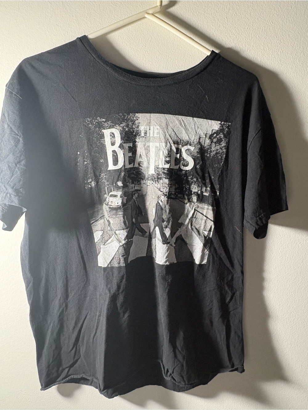 The Beatles Abbey Road Men’s Large Black Graphic T-Shirt Hybrid Apparel
